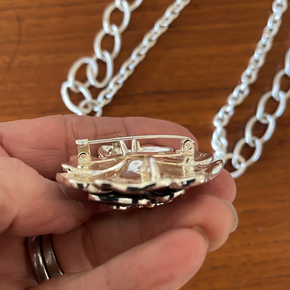 Necklace - Picture 4 of 5